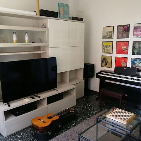 Music & Beach Apartment Savona Ngoại thất bức ảnh