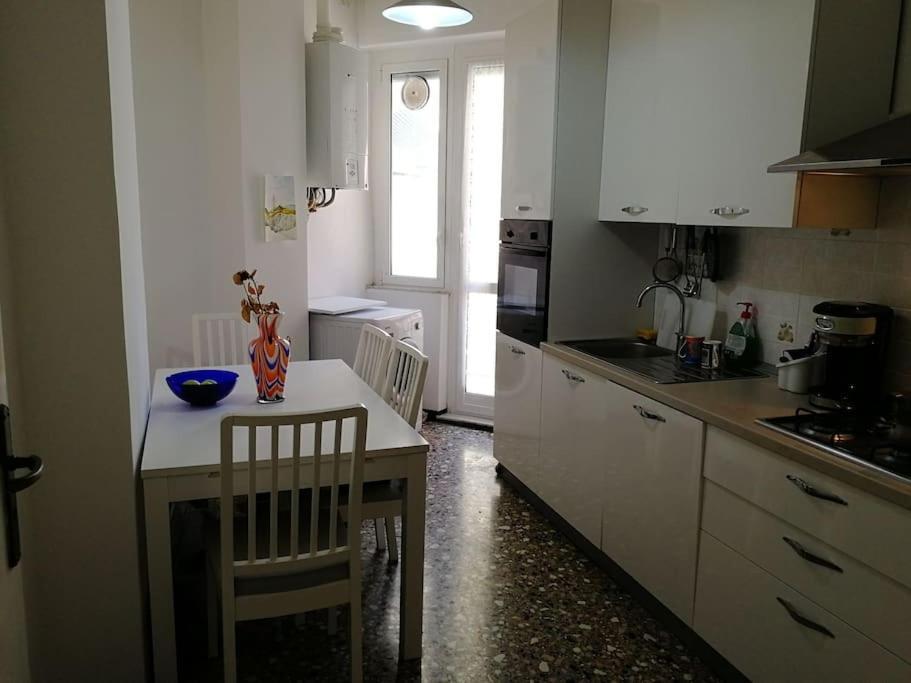 Music & Beach Apartment Savona Ngoại thất bức ảnh