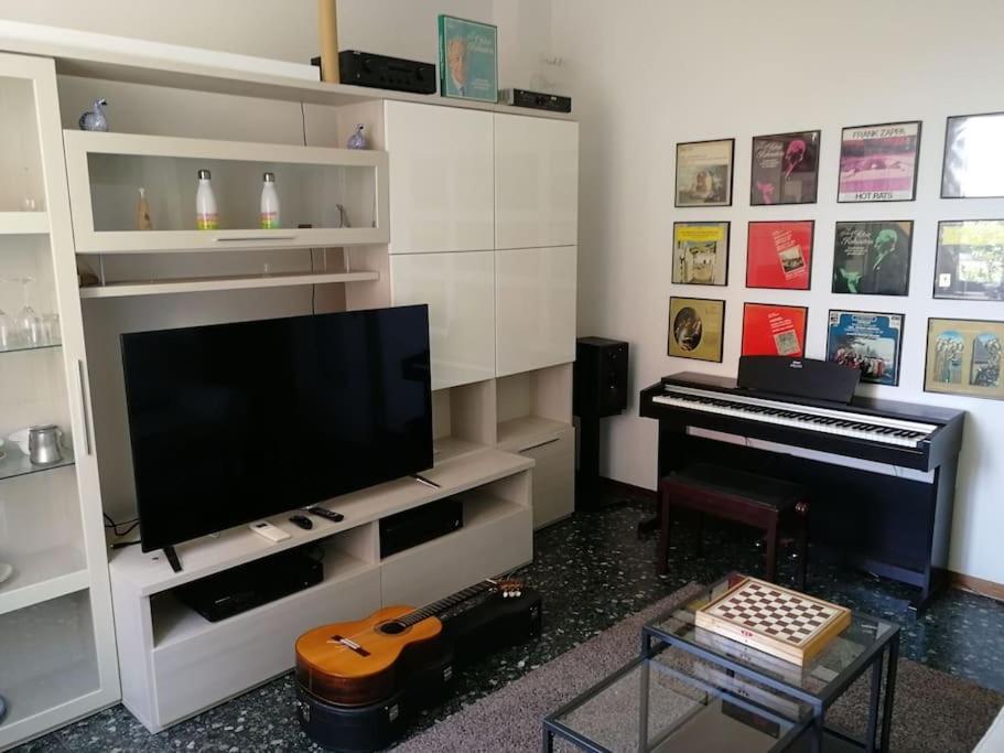 Music & Beach Apartment Savona Ngoại thất bức ảnh