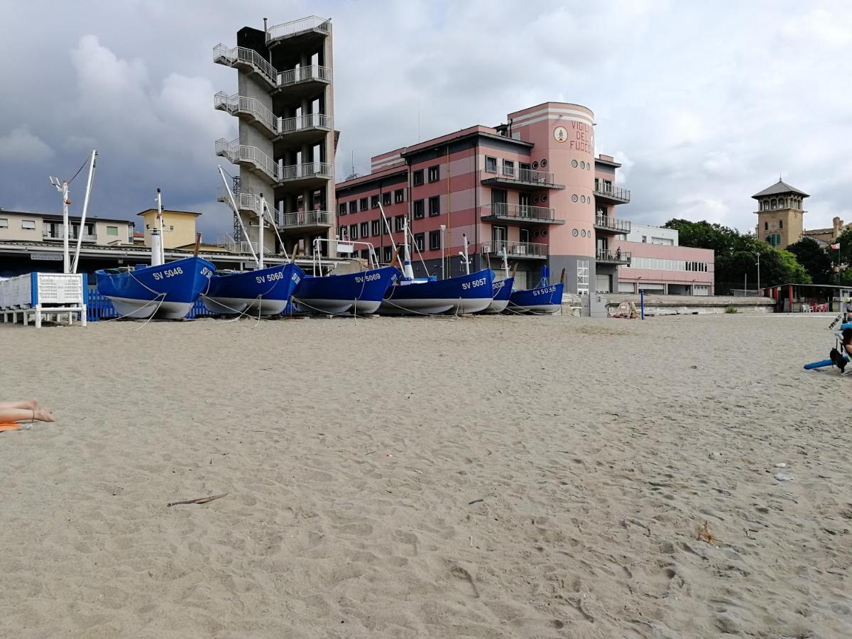 Music & Beach Apartment Savona Ngoại thất bức ảnh